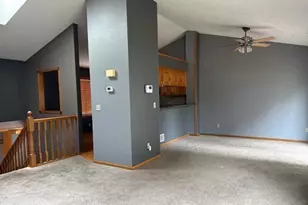 3263 Greenbrier St, Vadnais Heights, MN 55127 - Photo 8