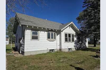 227 3rd Street SW, Staples, MN 56479 - Photo 2