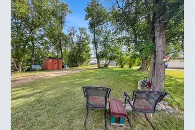 610 Central Avenue SE, Bemidji, MN 56601 - Photo 22