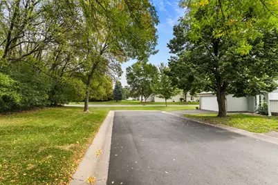 502 Mariner Way, Woodbury, MN 55129 - Photo 8
