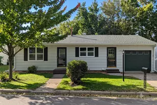124 N 3rd St, Le Sueur, MN 56058 - Photo 1