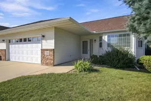 332 4th St SW, Blooming Prairie, MN 55917 - Photo 1