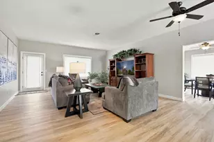 332 4th St SW, Blooming Prairie, MN 55917 - Photo 10