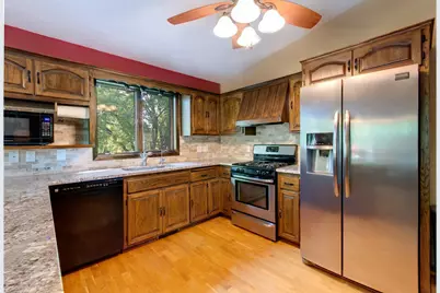 22710 Pinto Lane, Lakeville, MN 55044 - Photo 8