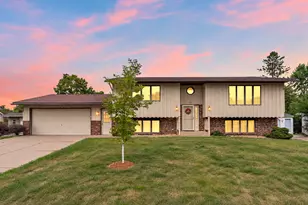 361 Eldridge Ave E, Maplewood, MN 55117 - Photo 1
