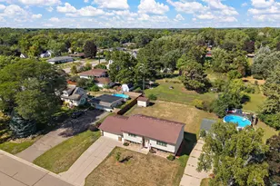 361 Eldridge Ave E, Maplewood, MN 55117 - Photo 6