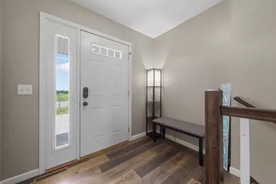 315 Hazeltine Avenue NE, Owatonna, MN 55060 - Photo 4