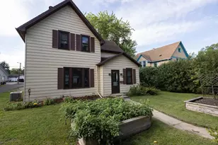 113 W Bancroft Ave, Fergus Falls, MN 56537 - Photo 2