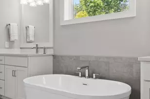 4386 Arbor Dr, Woodbury, MN 55129 - Photo 34