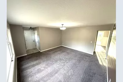 5060 Clearview Street NE, Fridley, MN 55421 - Photo 20