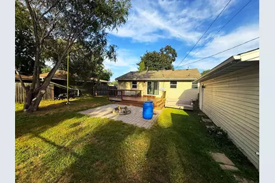 5060 Clearview Street NE, Fridley, MN 55421 - Photo 24