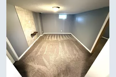 5060 Clearview Street NE, Fridley, MN 55421 - Photo 8