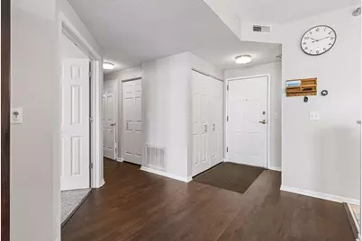 680 N 2nd Street #401, Minneapolis, MN 55401 - Photo 4