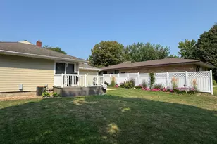 107 Marlene St, Marshall, MN 56258 - Photo 36