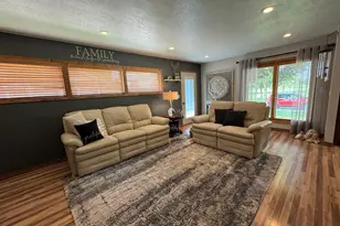 107 Marlene St, Marshall, MN 56258 - Photo 8