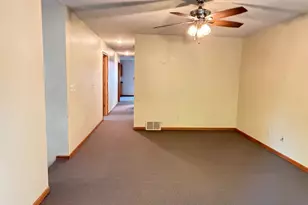 1077 26th Ave SE, Minneapolis, MN 55414 - Photo 18