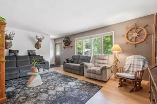651 10th St N, Hudson, WI 54016 - Photo 2