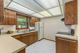 7917 Mt Curve Blvd, Brooklyn Park, MN 55445 - Photo 4