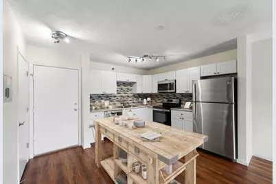 121 Washington Avenue S #305, Minneapolis, MN 55401 - Photo 2