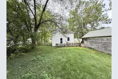 209 E Oak Avenue, Frazee, MN 56544 - Photo 6