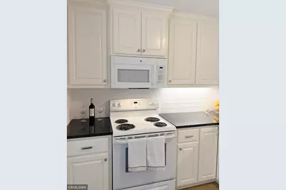 2601 Kenzie Terrace, Saint Anthony, MN 55418 - Photo 8