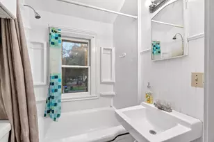 1724 Malvern St, Lauderdale, MN 55113 - Photo 28