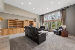 8126 Pristine Pine Trail, Eden Prairie, MN 55347 - Photo 4