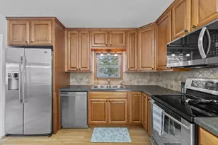 10143 Cottonwood St NW, Coon Rapids, MN 55448 - Photo 8