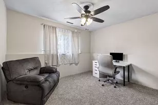 521 Central Ave W, Saint Paul, MN 55103 - Photo 18