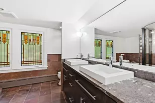 2409 W 22nd St, Minneapolis, MN 55405 - Photo 38