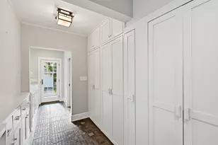 2409 W 22nd St, Minneapolis, MN 55405 - Photo 24