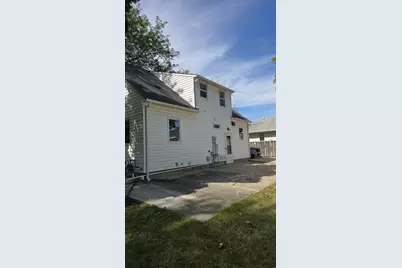 207 E Lyon Street, Marshall, MN 56258 - Photo 36