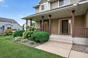 12789 Breckenridge Ln, Rogers, MN 55374 - Photo 2