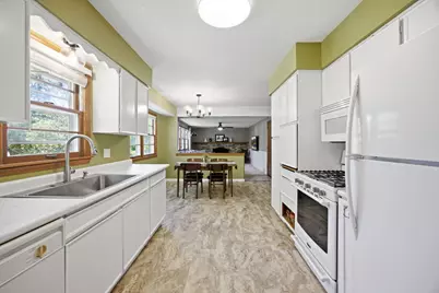 4725 Winnetka Avenue N, New Hope, MN 55428 - Photo 8