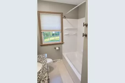 439 N 8th Street, River Falls, WI 54022 - Photo 10