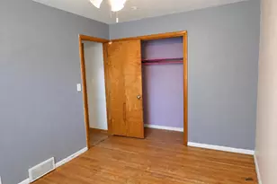 439 N 8th St, River Falls, WI 54022 - Photo 8