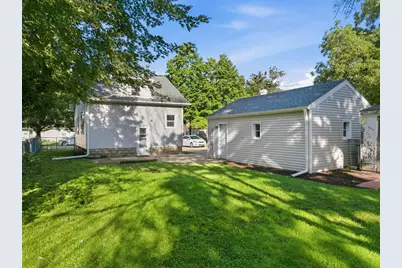 1202 11th Street NW, Austin, MN 55912 - Photo 4