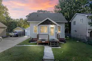 1202 11th St NW, Austin, MN 55912 - Photo 1