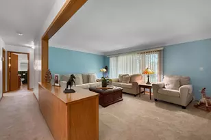518 S Orient St, Fairmont, MN 56031 - Photo 6