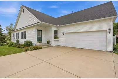 802 Saint Lawrence Drive, Northfield, MN 55057 - Photo 2