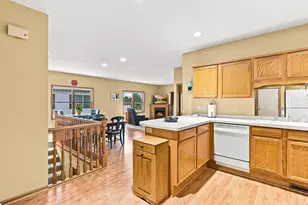 802 St Lawrence Dr, Northfield, MN 55057 - Photo 14