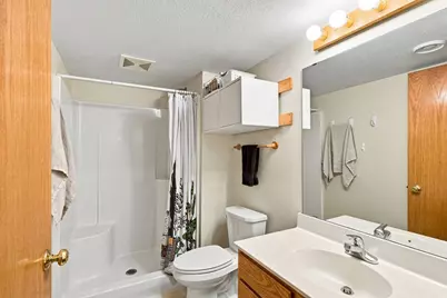 802 Saint Lawrence Drive, Northfield, MN 55057 - Photo 36