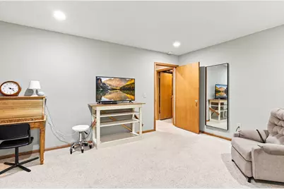 802 Saint Lawrence Drive, Northfield, MN 55057 - Photo 34