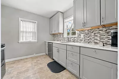 601 11th Street N, Moorhead, MN 56560 - Photo 8