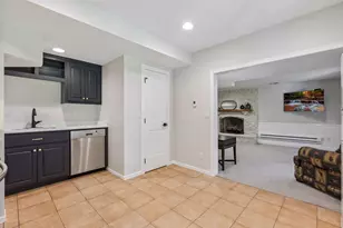 7505 Hyde Park Dr, Edina, MN 55439 - Photo 50