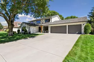 7505 Hyde Park Dr, Edina, MN 55439 - Photo 66