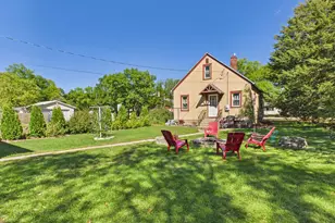 1027 9th Ave N, Saint Cloud, MN 56303 - Photo 2