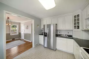 1525 Ramsey St, Hastings, MN 55033 - Photo 8