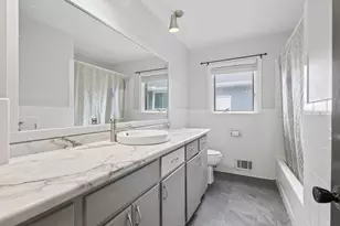 3947 Jersey Ave N, Crystal, MN 55427 - Photo 10