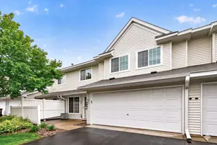 2407 Harvest Way, Chanhassen, MN 55317 - Photo 2
